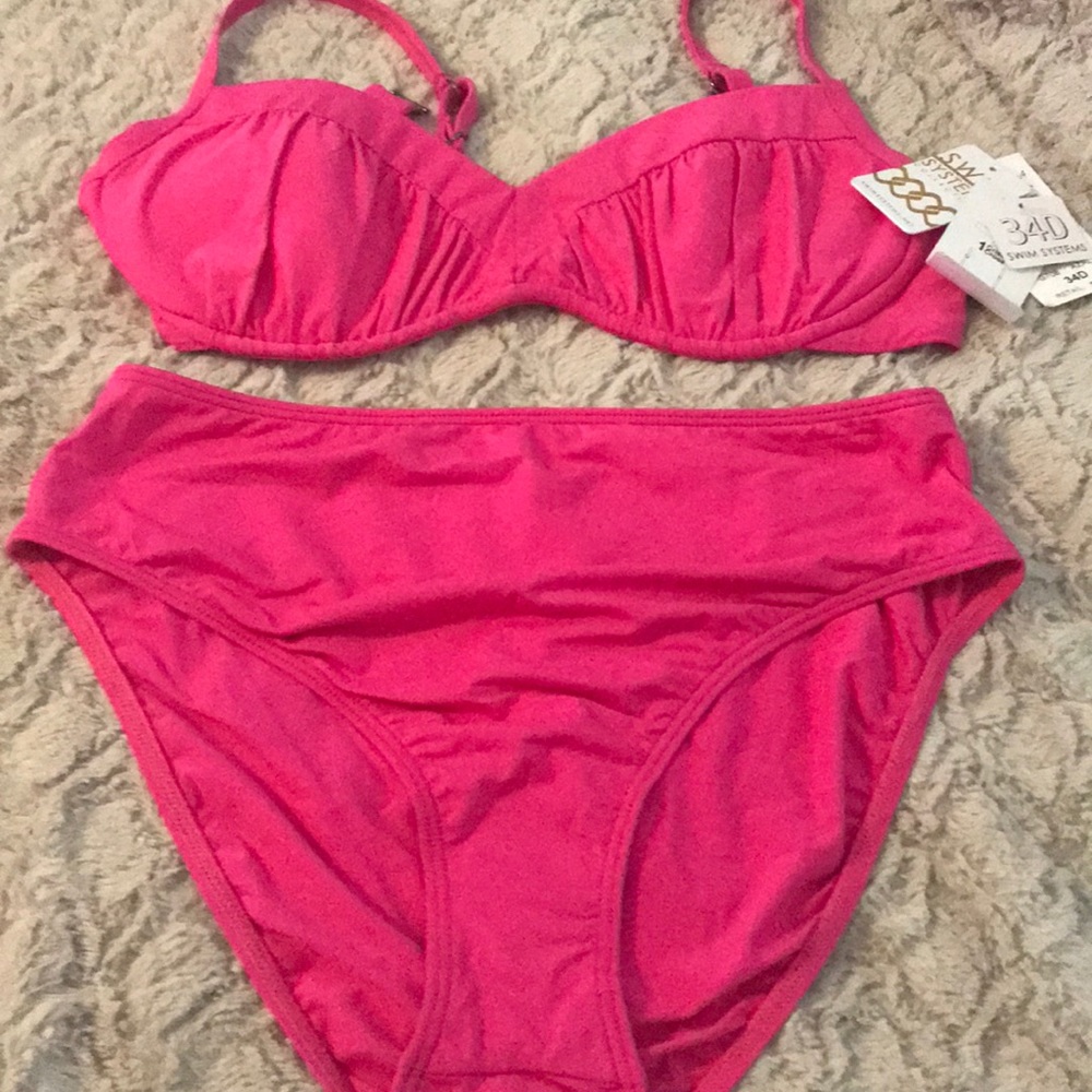 NWT 34 D Fushia Swim solutions  bikini set